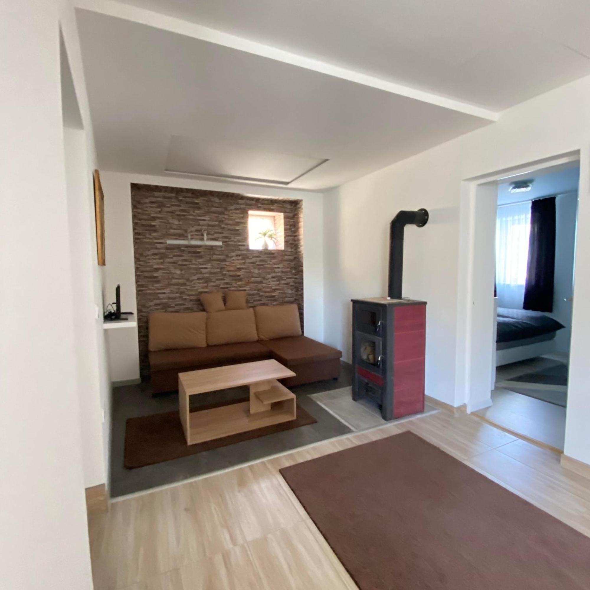 Apartament Perla Vendeghaz Igal Zewnętrze zdjęcie